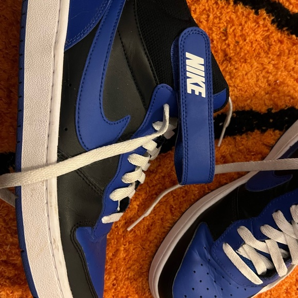 Boys size 7 Jordans - Picture 3 of 3